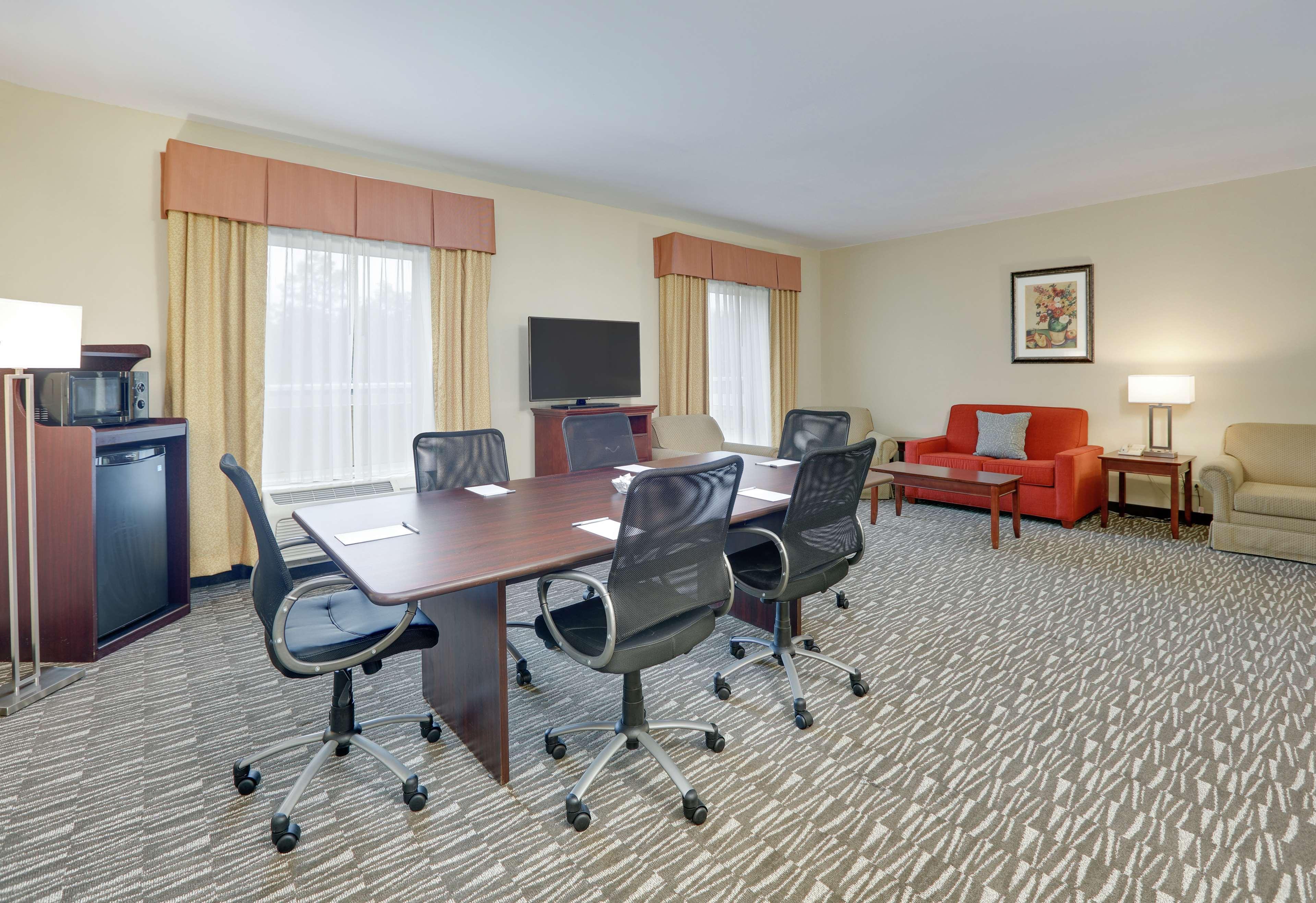 Hampton Inn & Suites Southern Pines-Pinehurst Aberdeen Zewnętrze zdjęcie